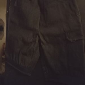 muka baggy shorts..kj23..size 40...black new with tags..